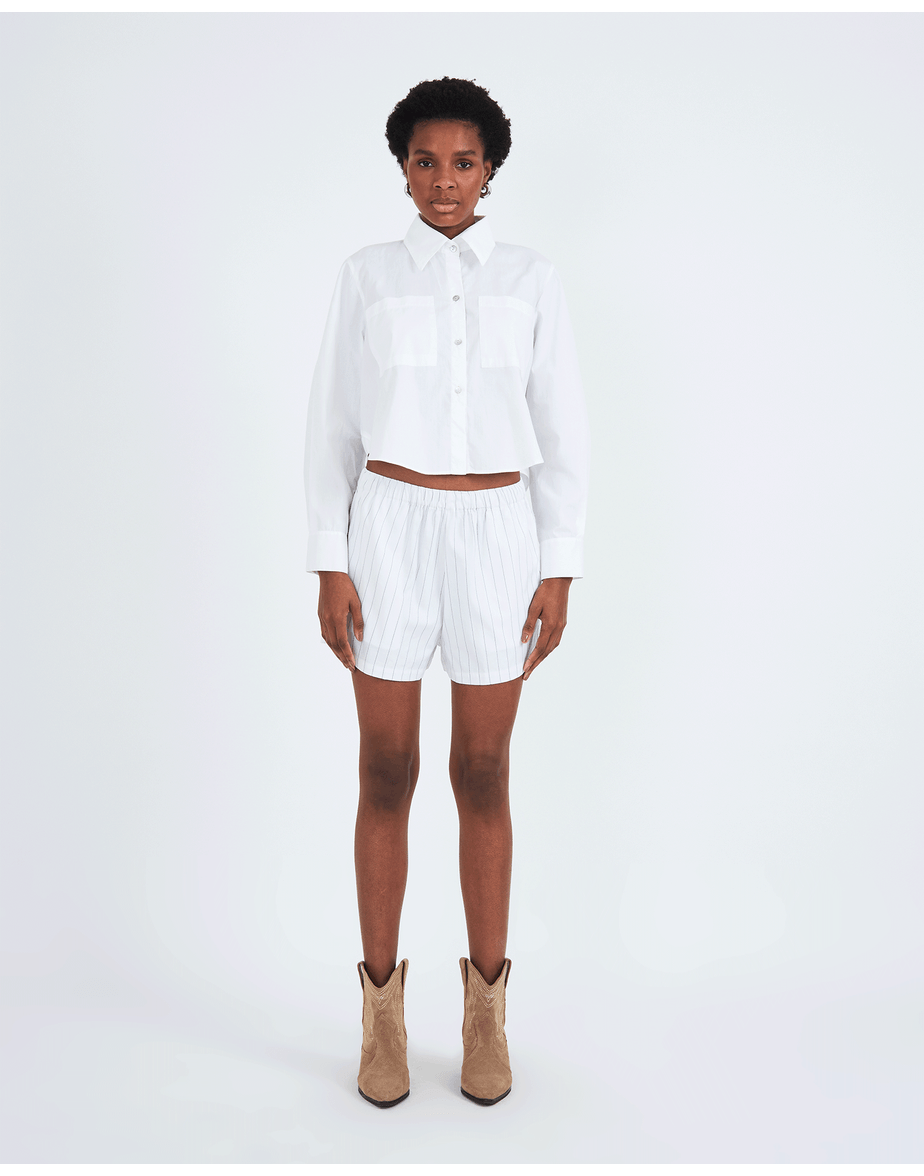 Short risca met listrado