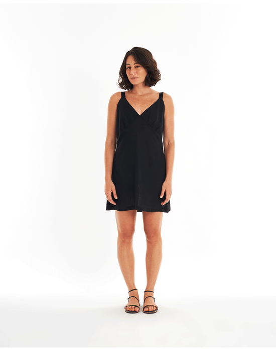 Vestido solto raz preto