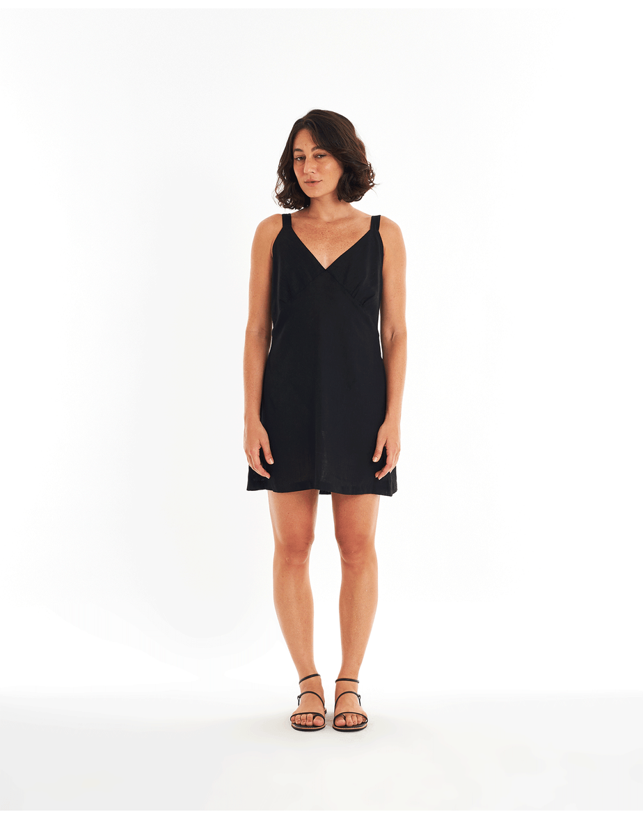 Vestido solto raz preto