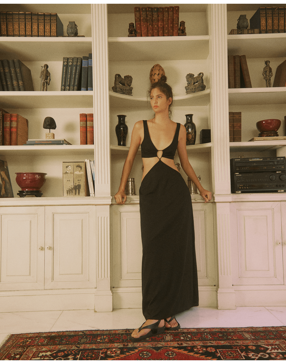 Vestido cut ver preto
