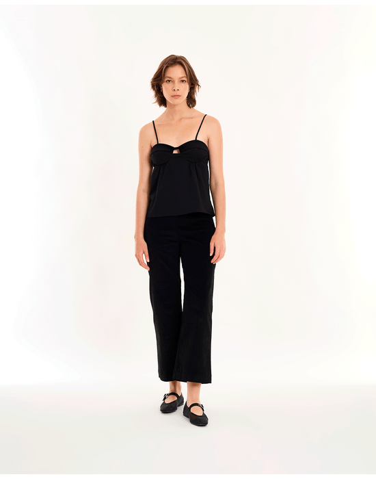 Calça capri in  preto