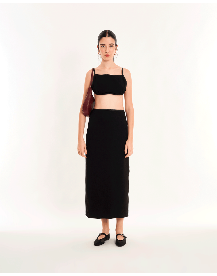 Top quad tot preto