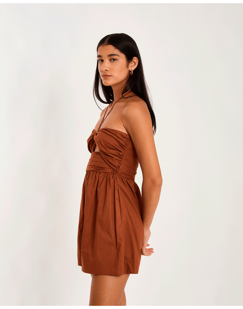 Vestido decote pen marrom