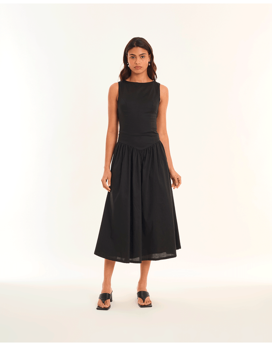 Vestido recortes tic preto