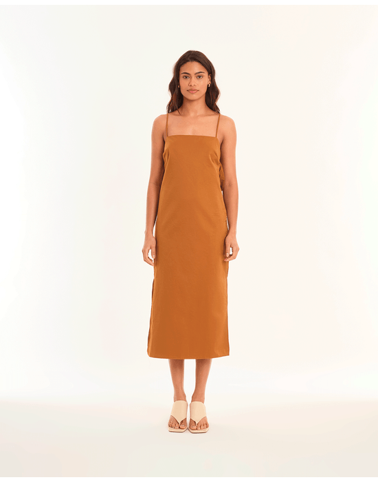 Vestido babados tic marrom