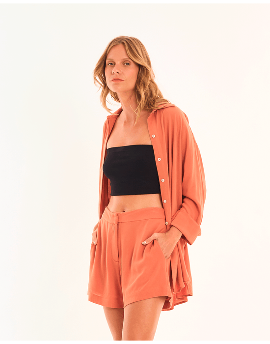 Short liso bossa marrom