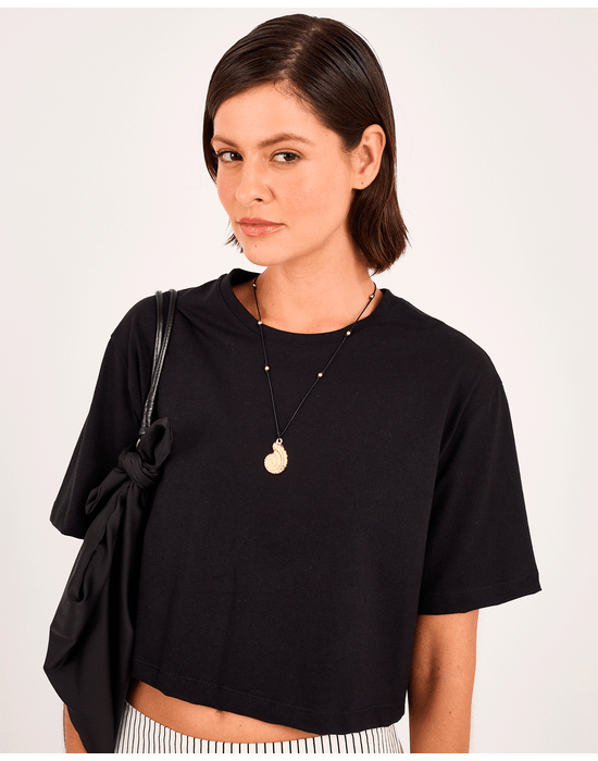 T-shirt algodão ter preto