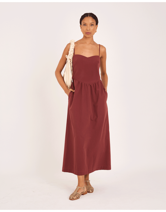 Vestido color kai marrom