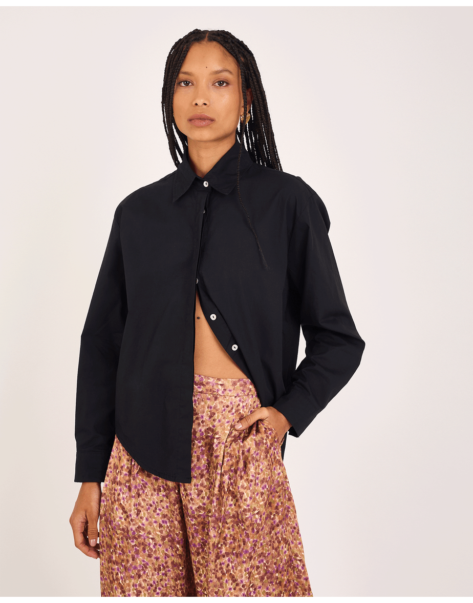 Camisa tricoline kai preto