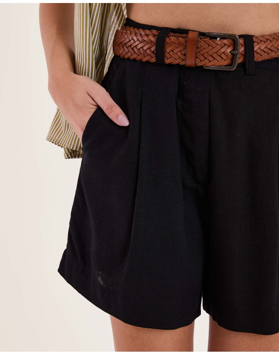 Short linho bos preto