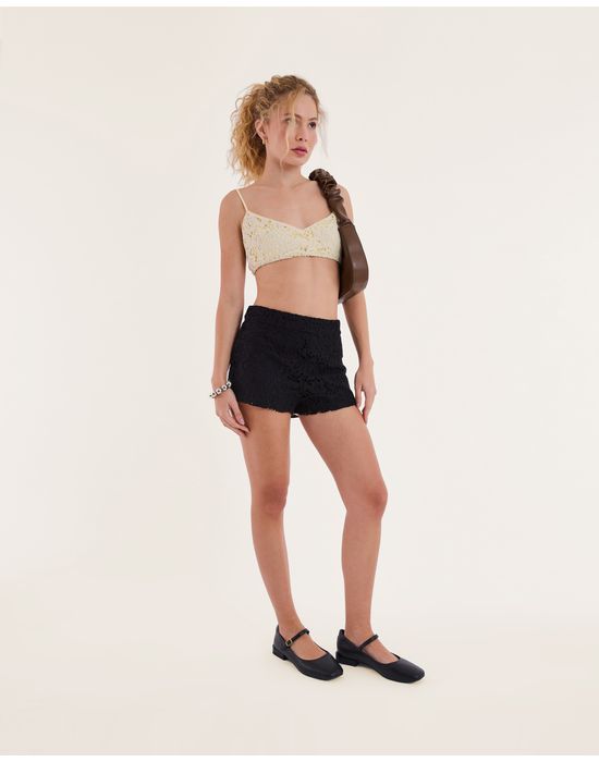 Top renda kas off-white