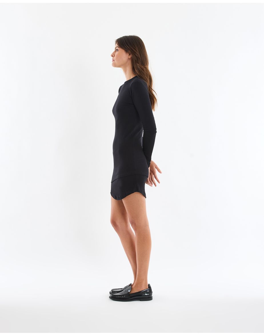 Vestido duplo min preto