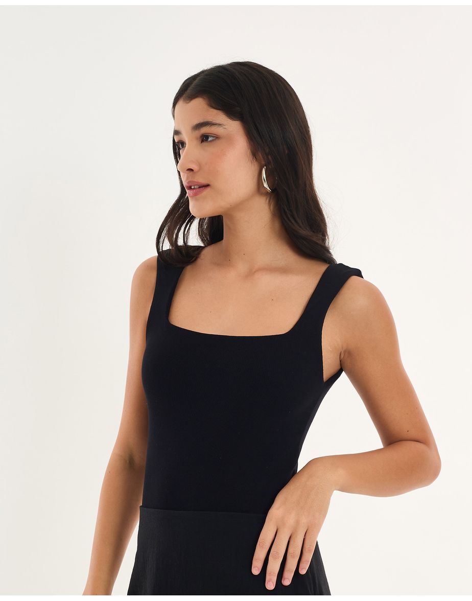 Body decote alt preto