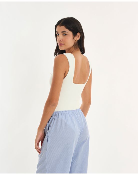 Body decote alt off-white