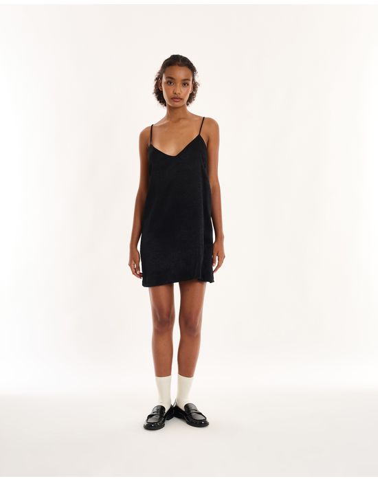 Vestido decote geek preto