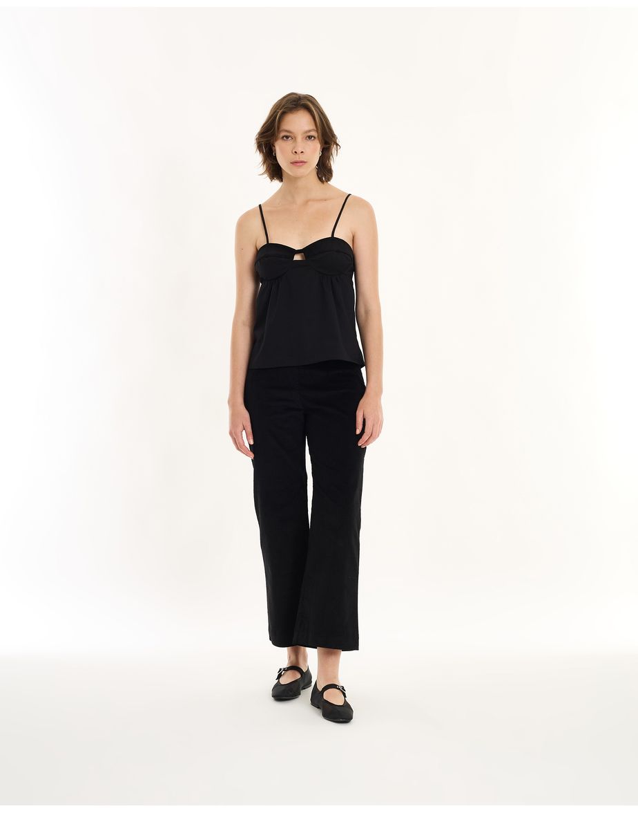 Calça capri in  preto