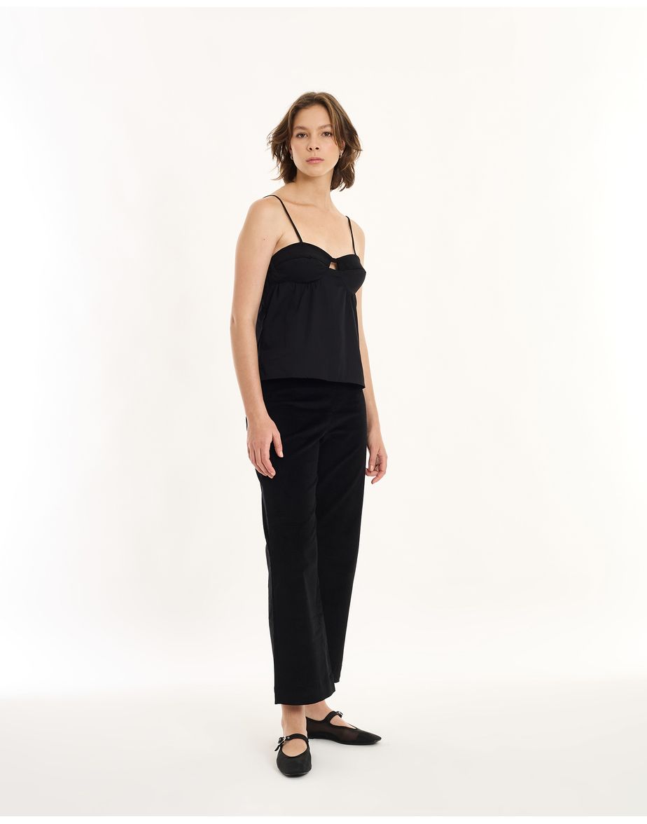 Calça capri in  preto