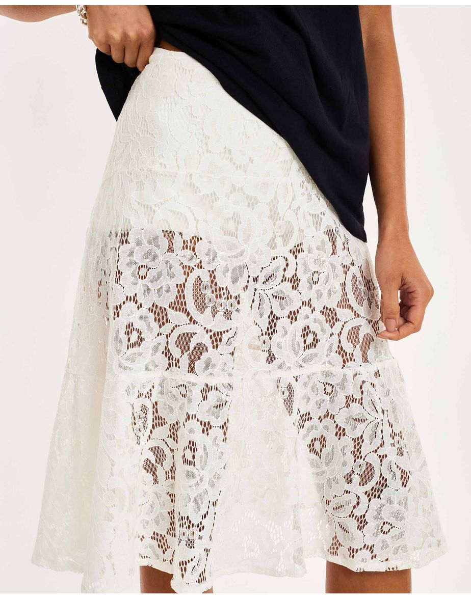 Saia renda nos off-white