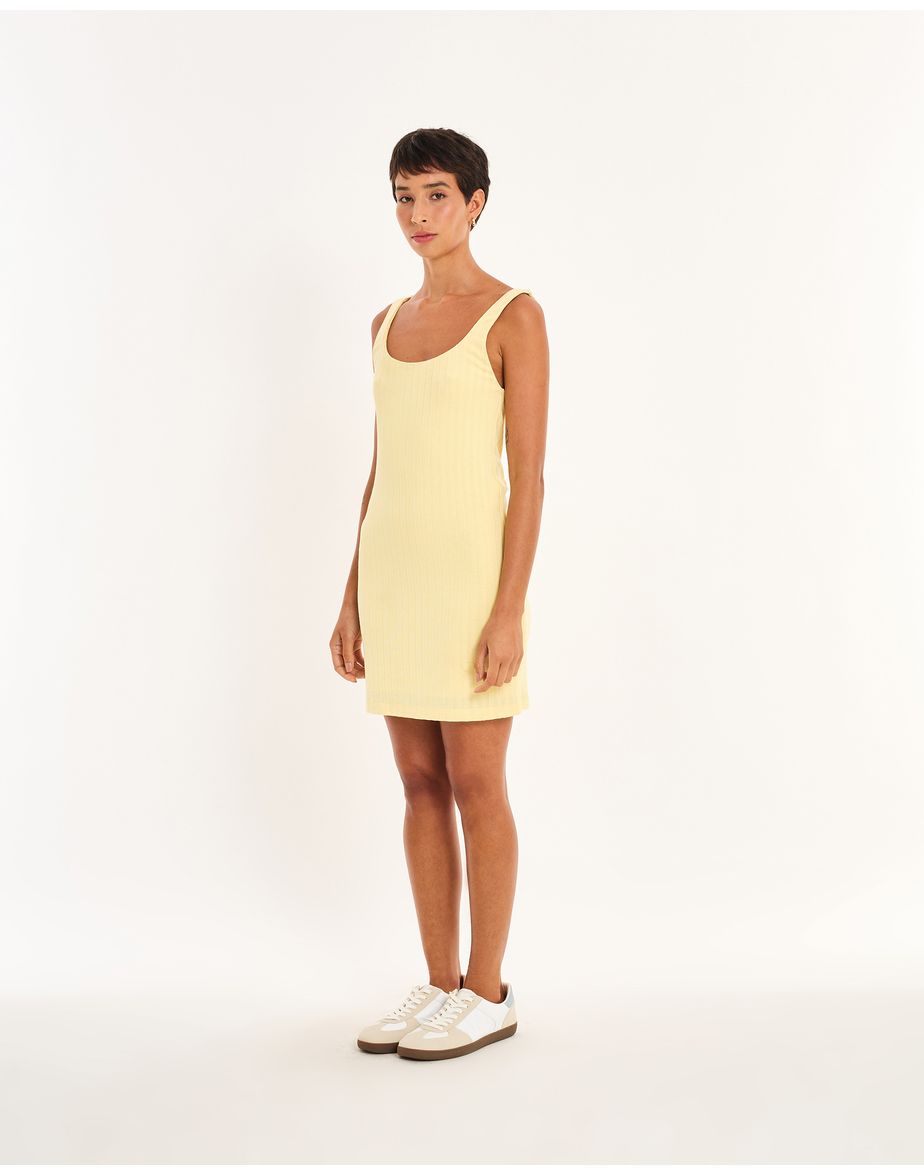 Vestido canelado nos amarelo