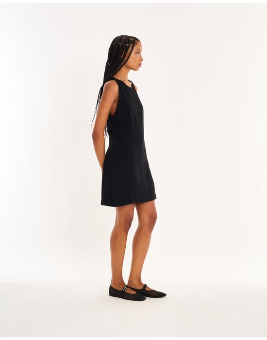 Vestido recortes nos preto
