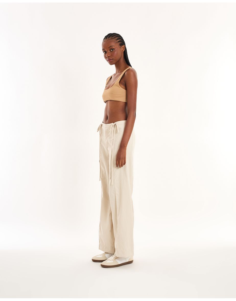 Calça detalhe red off-white