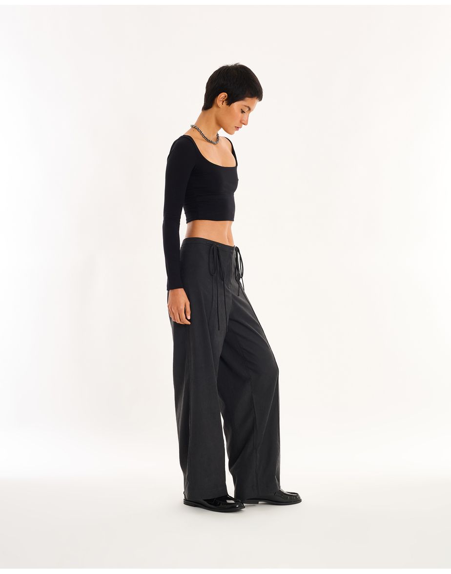 Calça detalhe red preto