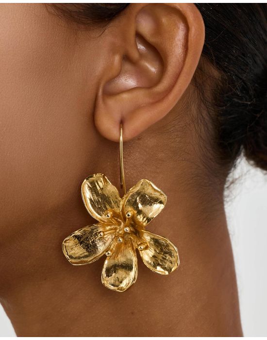 Brinco flora ebi dourado