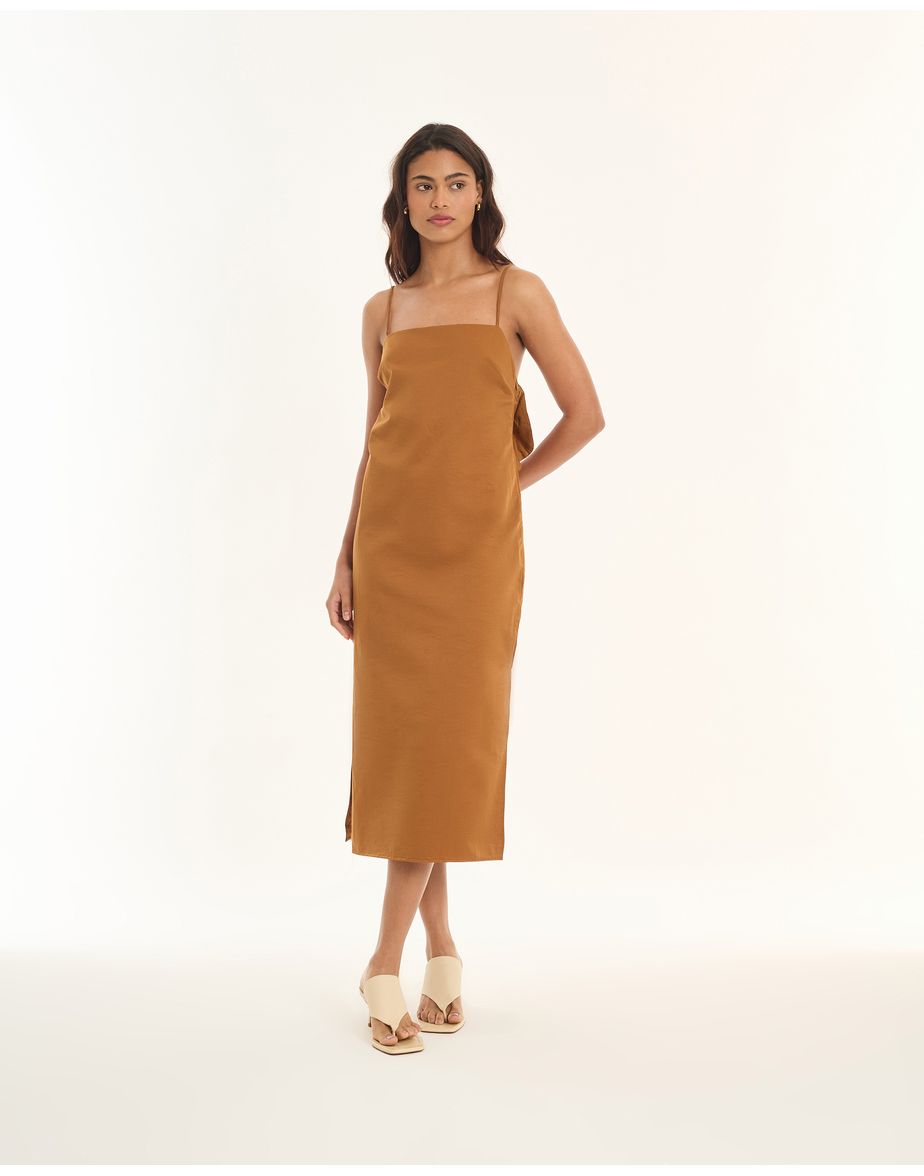 Vestido babados tic marrom