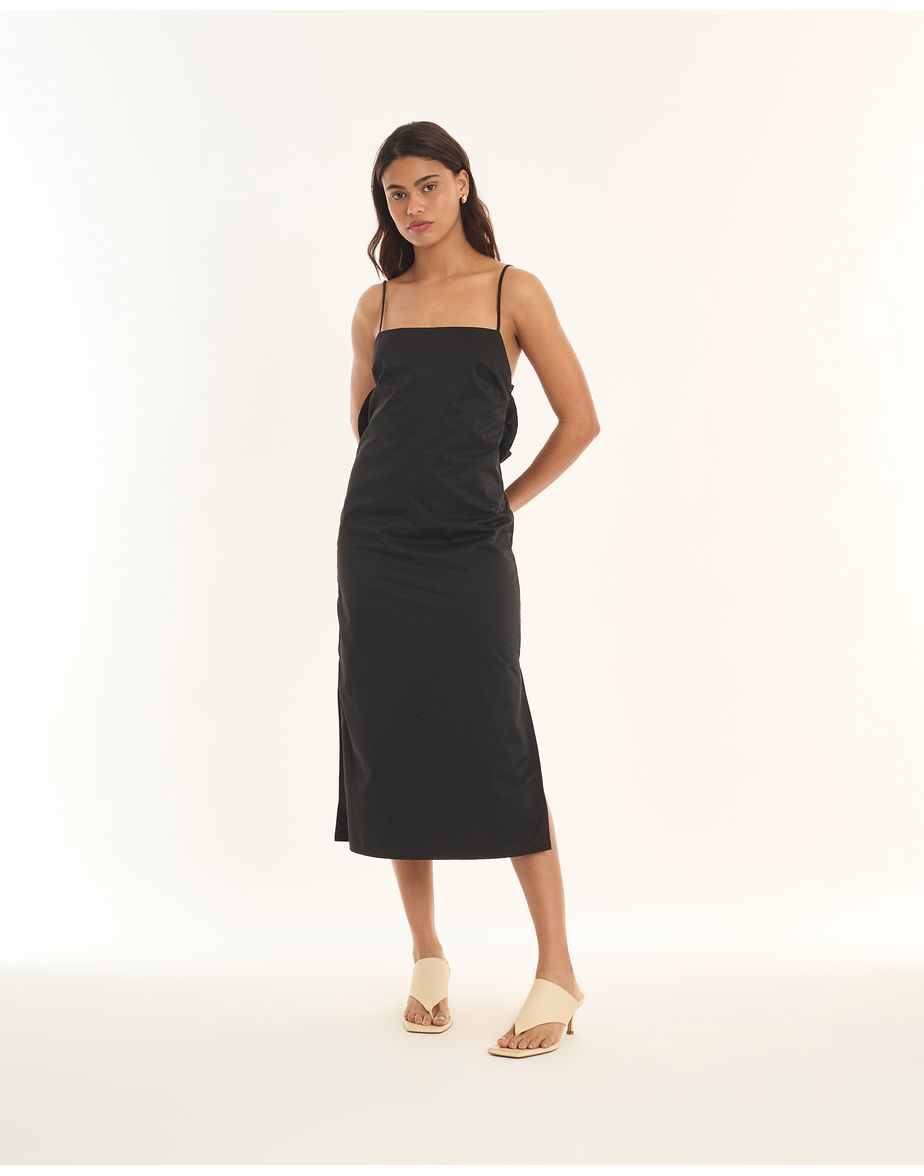 Vestido babados tic preto