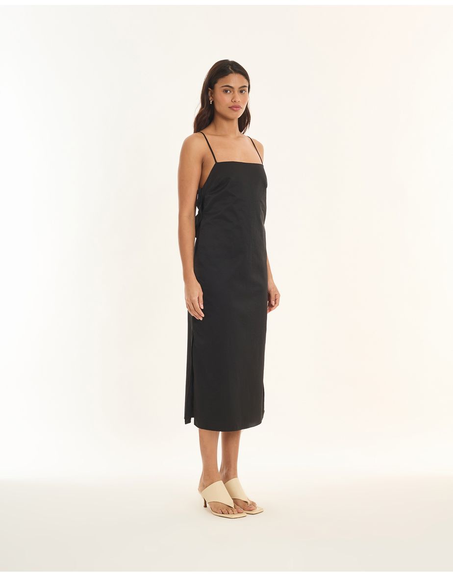 Vestido babados tic preto