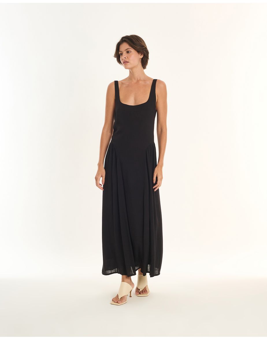 Vestido detalhe ade preto