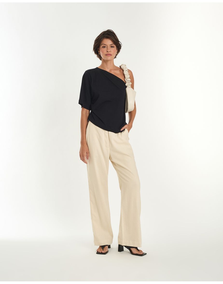 Calça alfaiataria ade bege
