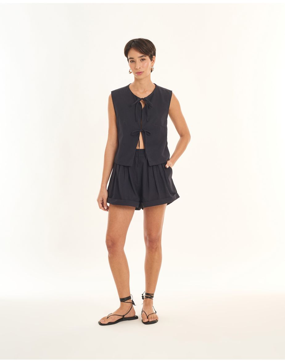 Short ravena art preto
