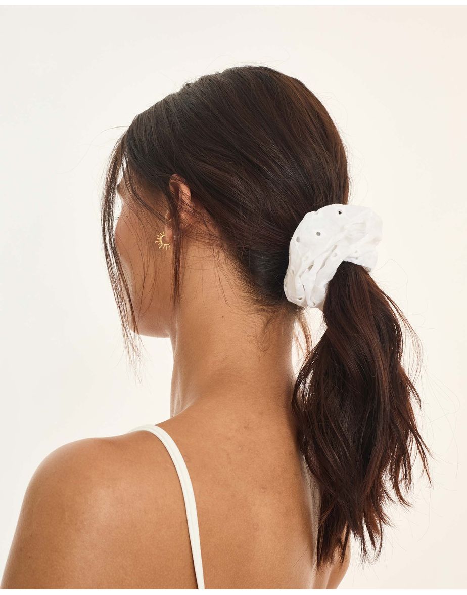 Scrunchie laise tic branco
