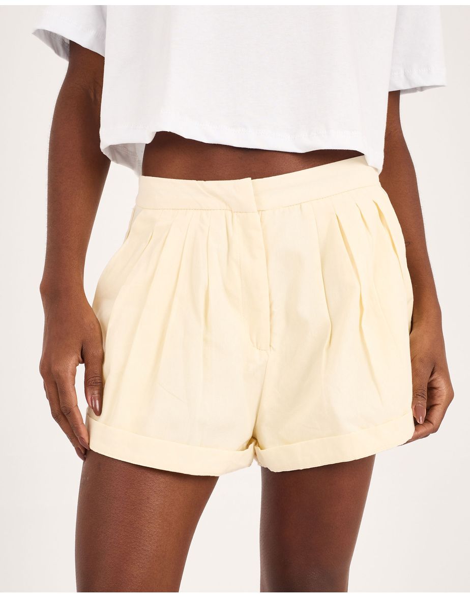 Short ravena art off-white