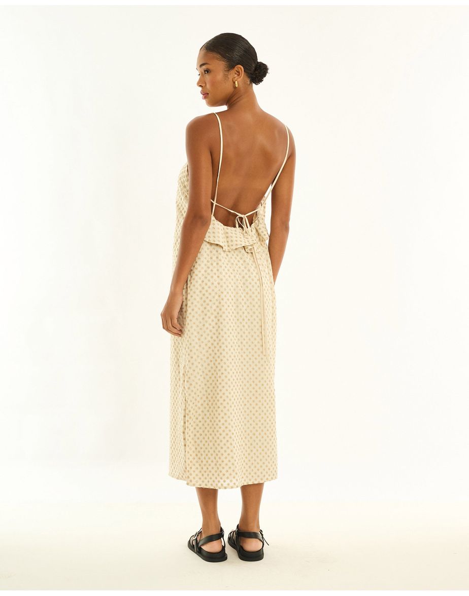 Vestido bordado ray bege