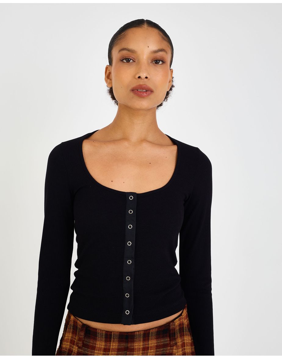 Blusa ribana eve preto