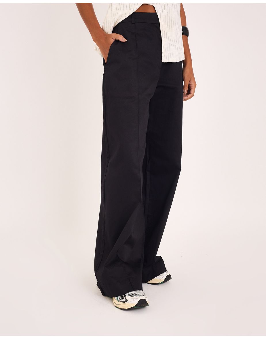 Calça sarja vin preto