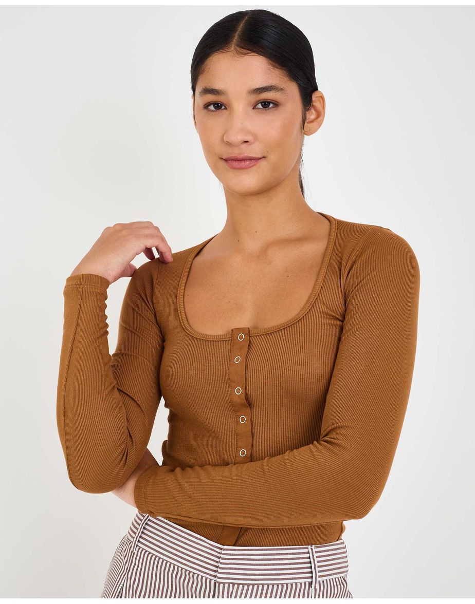 Blusa ribana eve marrom
