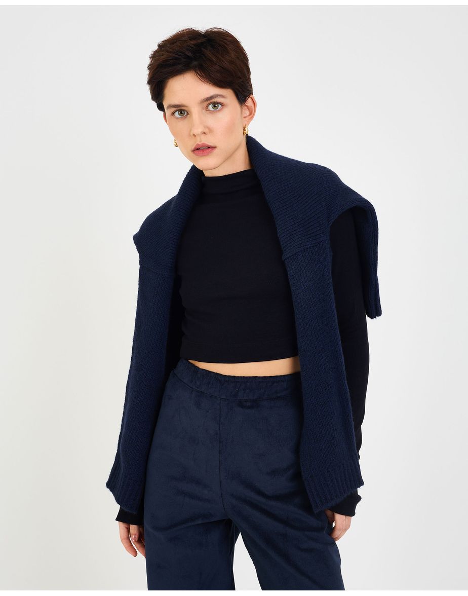 Top gola met preto