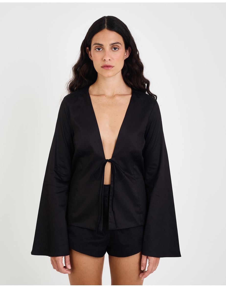 Blusa acetinada mos preto
