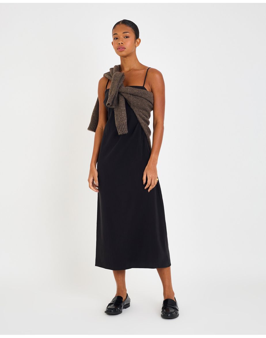 Vestido basic ila preto