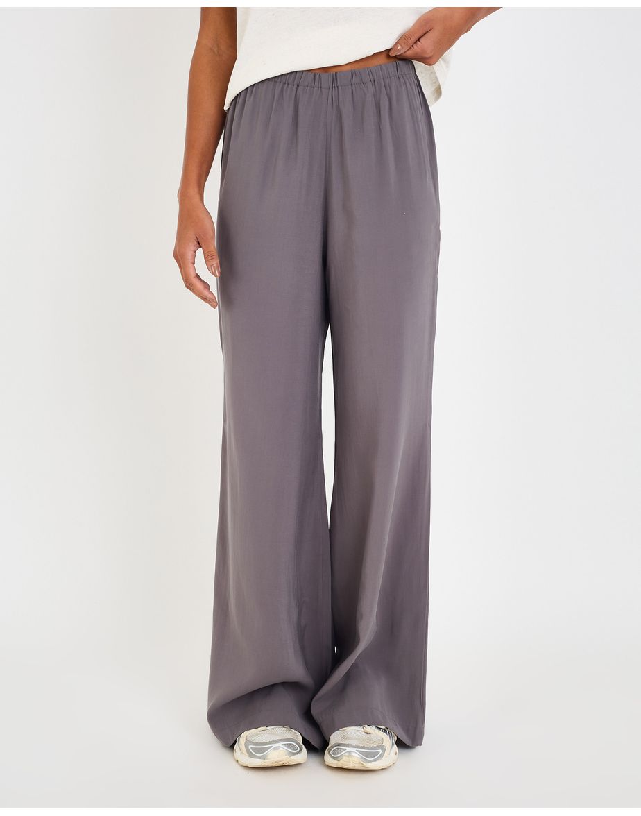 Calça basic ila cinza