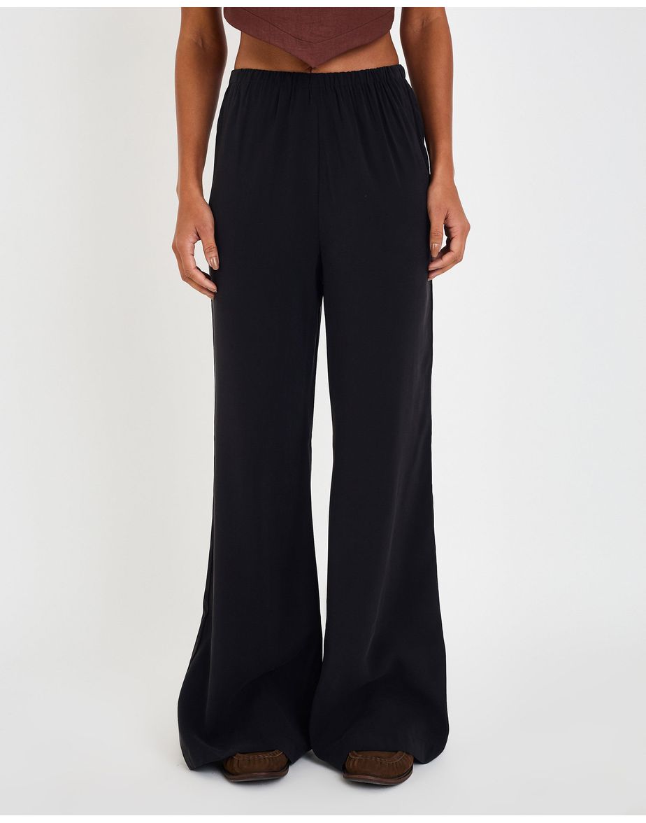 Calça basic ila preto