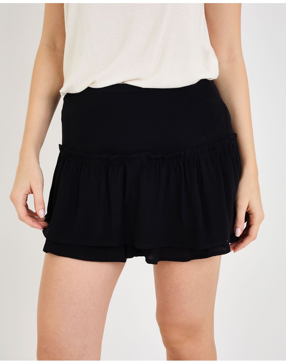 Short amavie era preto