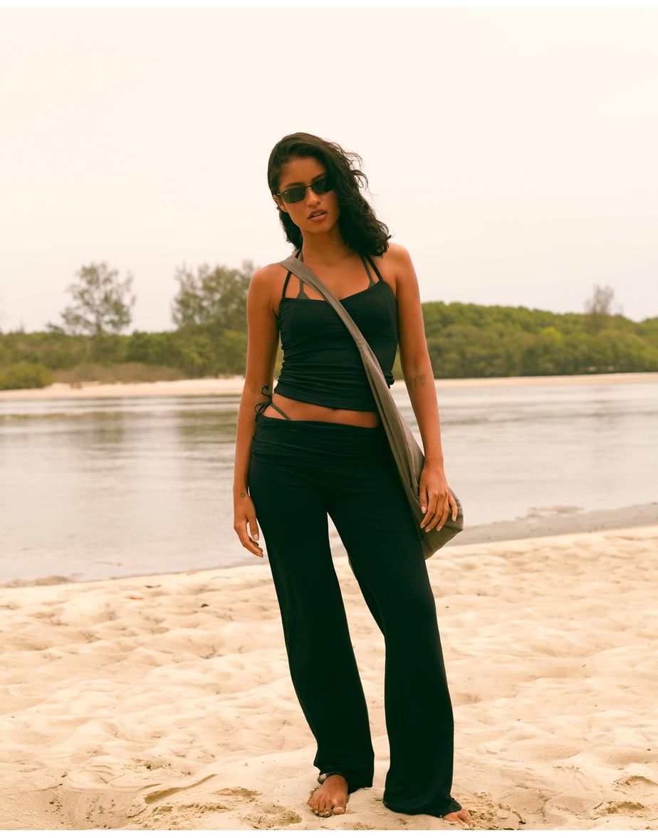Blusa halter kiara gracie  preto